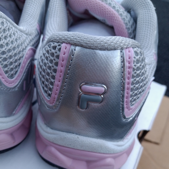 🆕Fila | Run Blaster 2 Athletic Sneakers Size 6 Youth Women's 8 - Picture 4 of 15